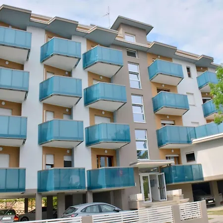 Apartament Functional Flat Next To The Sea In *